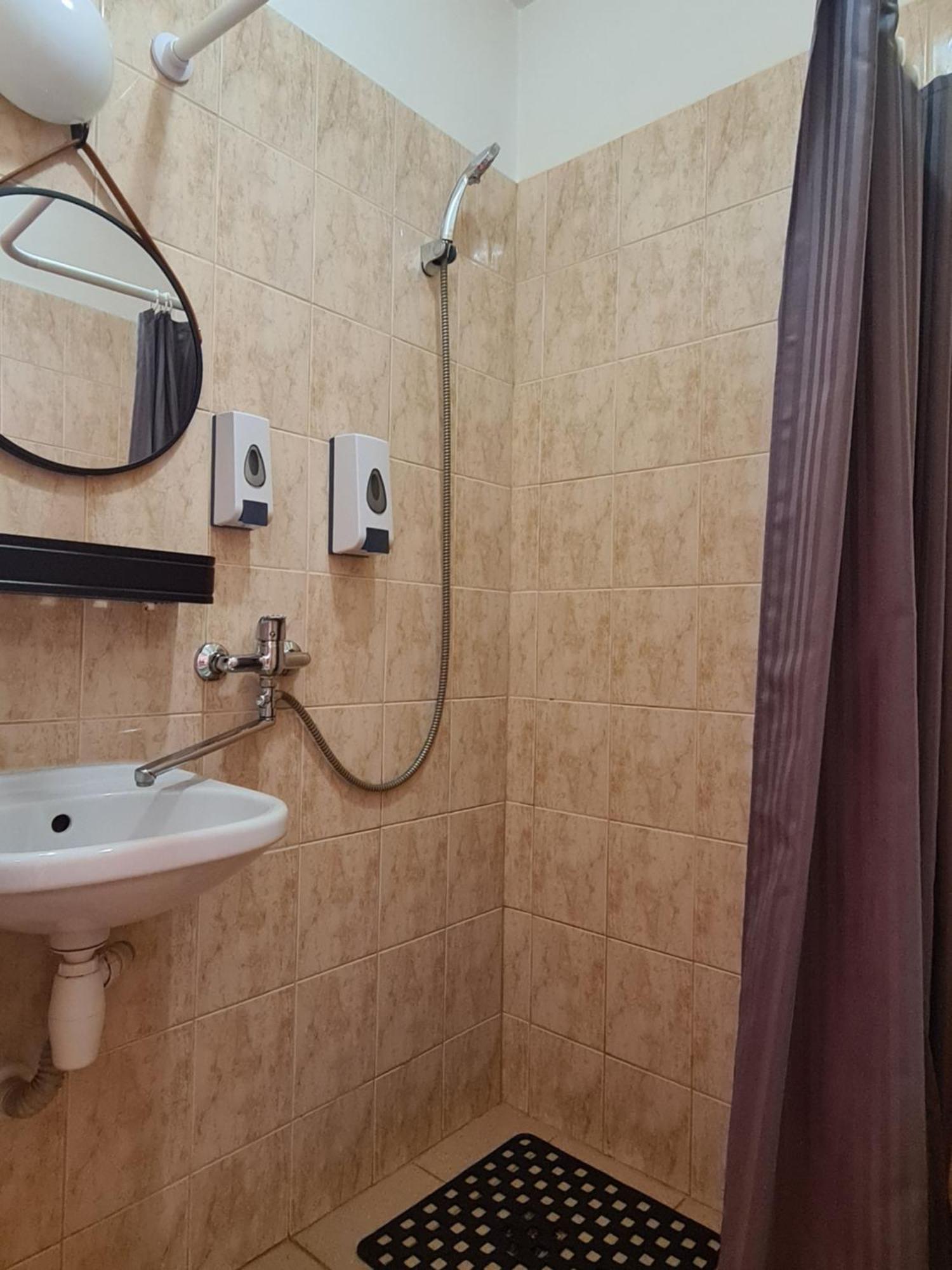 Guest House Kaktus Ρίγα Δωμάτιο φωτογραφία