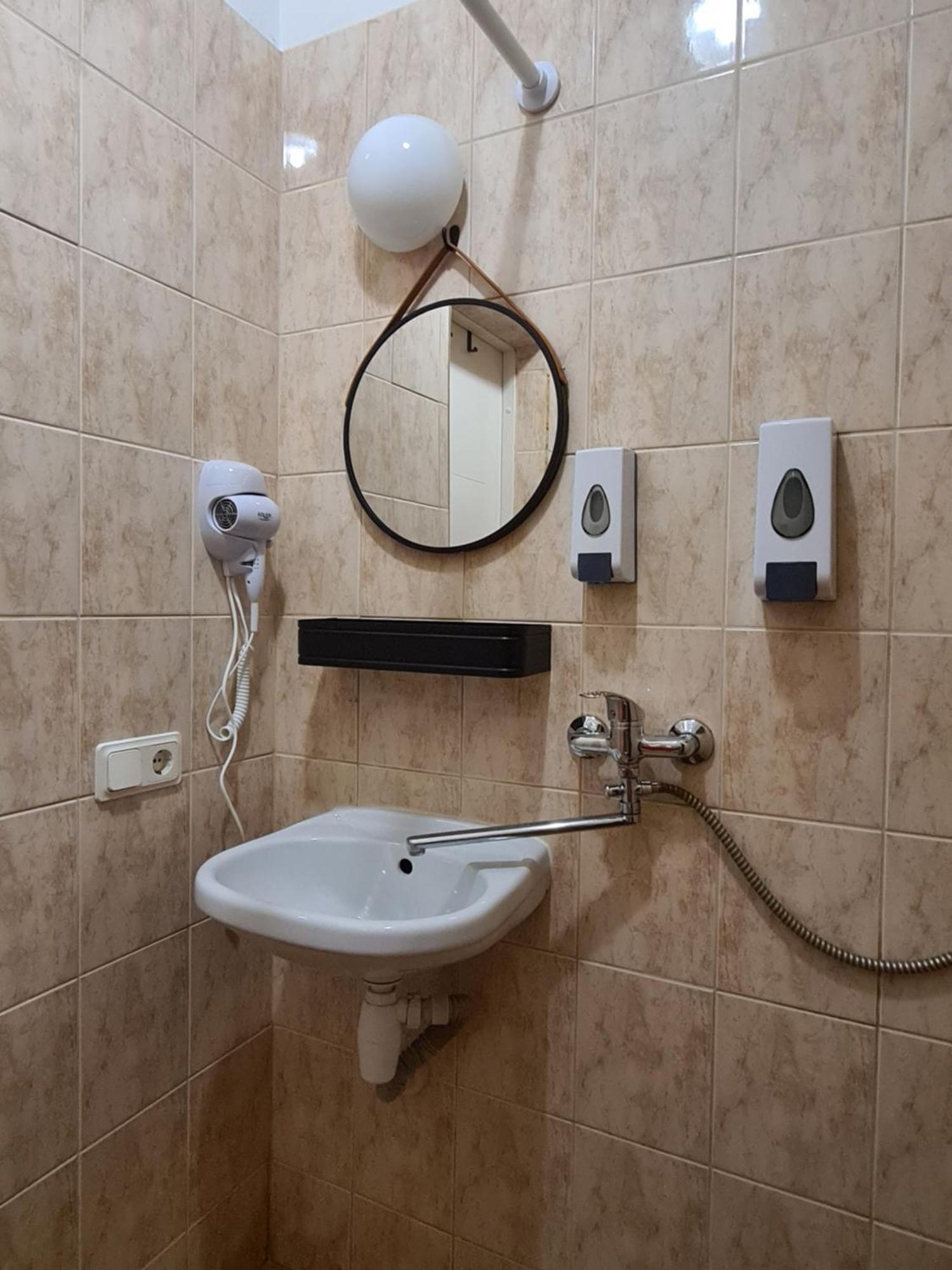 Guest House Kaktus Ρίγα Δωμάτιο φωτογραφία